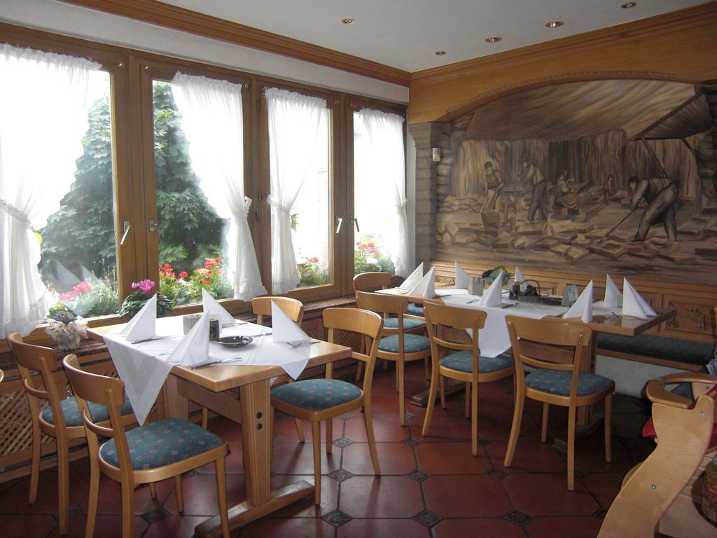 Hotel Restaurant Eifelstube Weibern Exterior photo